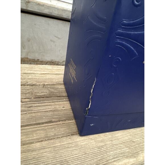 Crown Royal Bottle (Empty) with Original Box and Velvet Bag - Picture 6 of 7